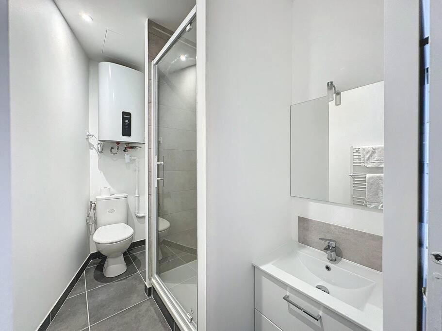 Cosy Studio, Centre Ville Thomassin 3 Лион Экстерьер фото